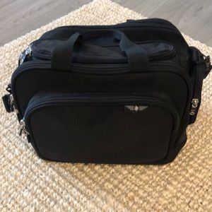 Luggageworks Black Travel Tote Bag